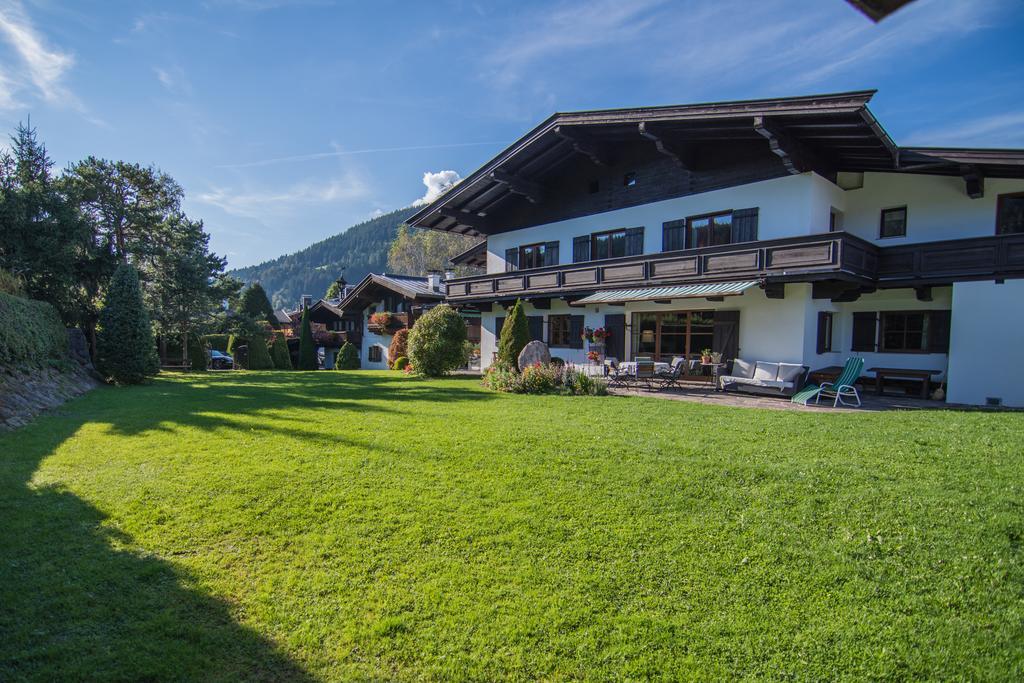 Pension Landhaus Gasteiger キッツビュール エクステリア 写真
